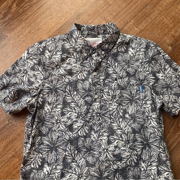 Chubbies Shirt - Picture 2 of 6